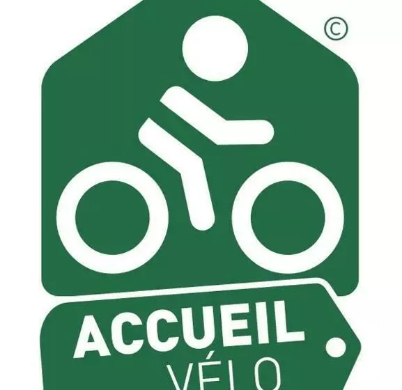 Aamiaismajoitus (B&B) Aux Belles Vacances   Adults Only