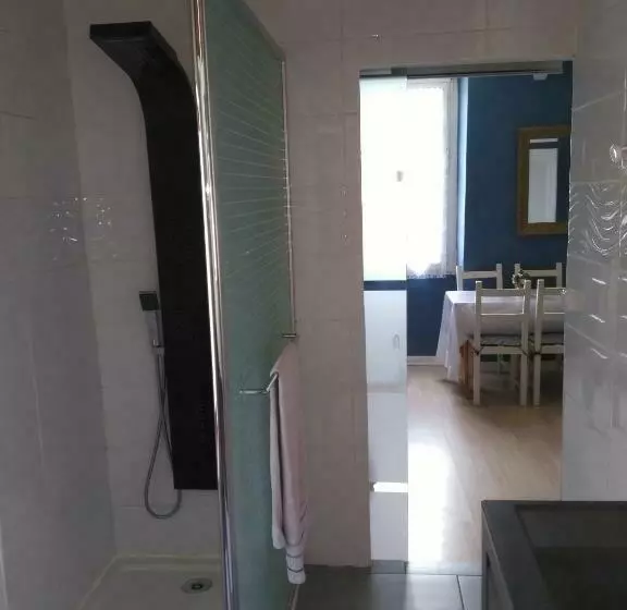 Aamiaismajoitus (B&B) Chez Bouju