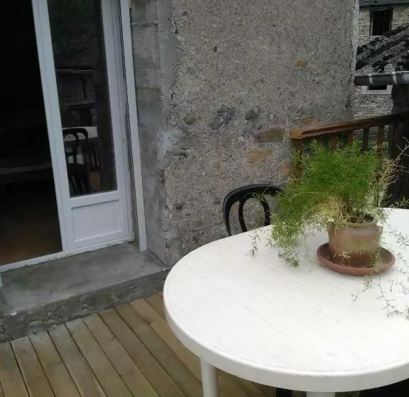 Aamiaismajoitus (B&B) Chez Bouju