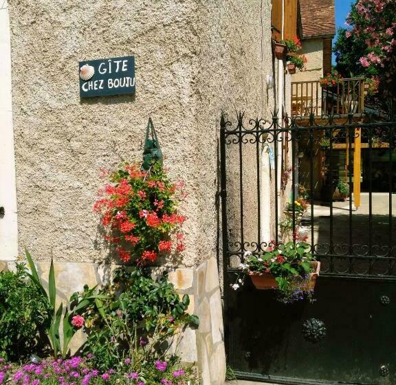 مبيت وإفطار Chez Bouju