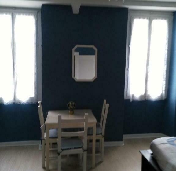 مبيت وإفطار Chez Bouju