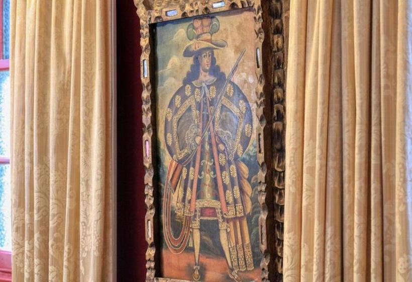 Bed and Breakfast Grenfell Hall