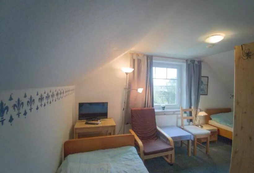 Aamiaismajoitus (B&B) Gästehaus Tiedemann