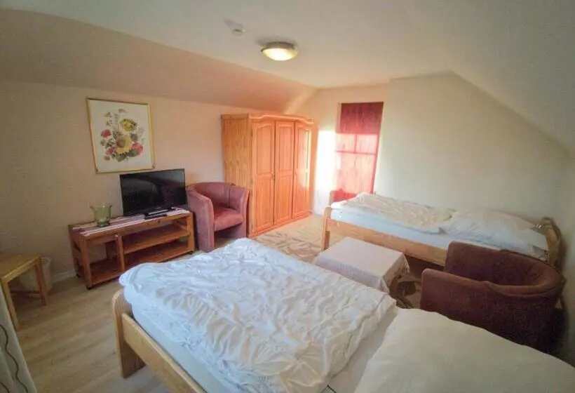 Aamiaismajoitus (B&B) Gästehaus Tiedemann