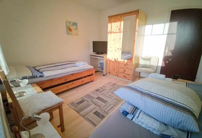 Aamiaismajoitus (B&B) Gästehaus Tiedemann