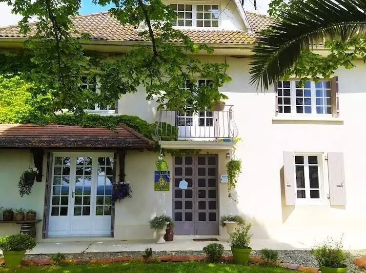 Aamiaismajoitus (B&B) La Maison De Ninan