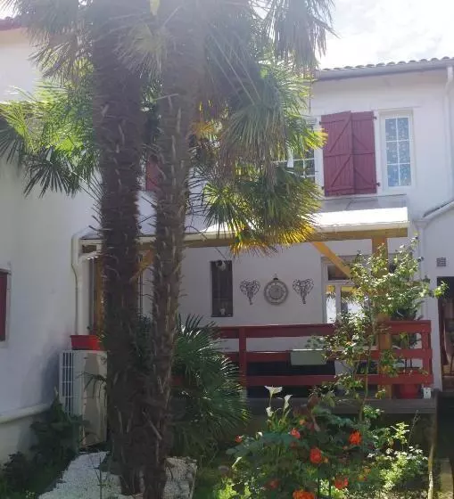 Aamiaismajoitus (B&B) Maison Elizondoa