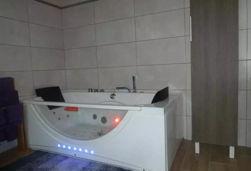 Aamiaismajoitus (B&B) Maison Elizondoa