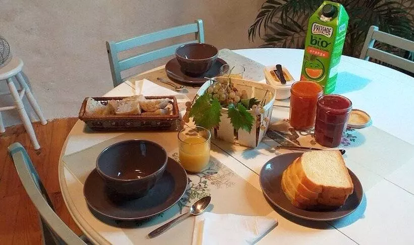 ベッドアンドブレックファースト Maison Linda