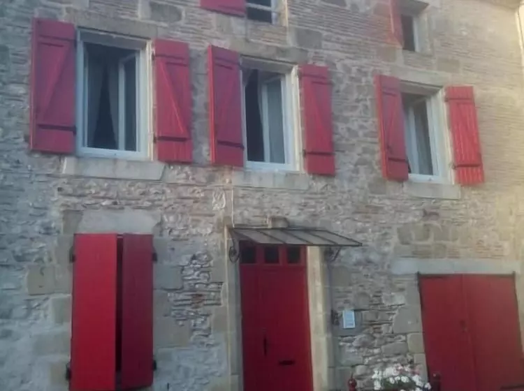 ベッドアンドブレックファースト Maison Linda