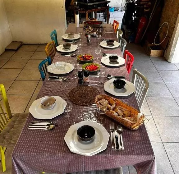 Aamiaismajoitus (B&B) Relais De La Tour