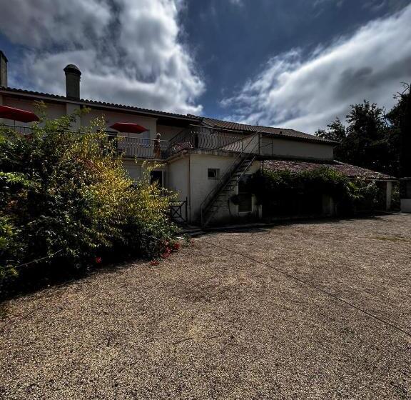 住宿加早餐  Relais De La Tour