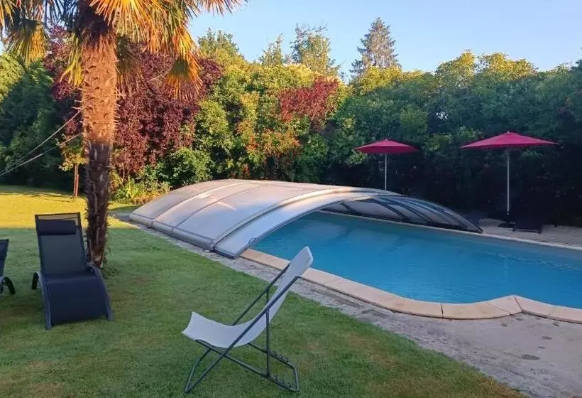 Aamiaismajoitus (B&B) Relais De La Tour