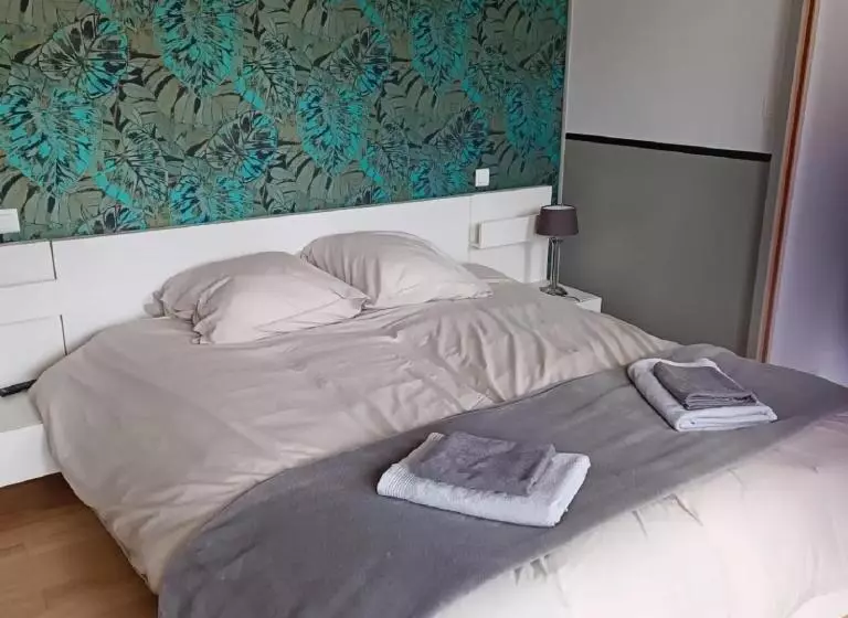 Aamiaismajoitus (B&B) Relais De La Tour