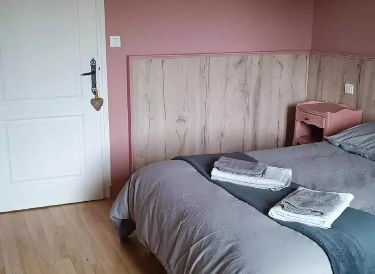 Aamiaismajoitus (B&B) Relais De La Tour