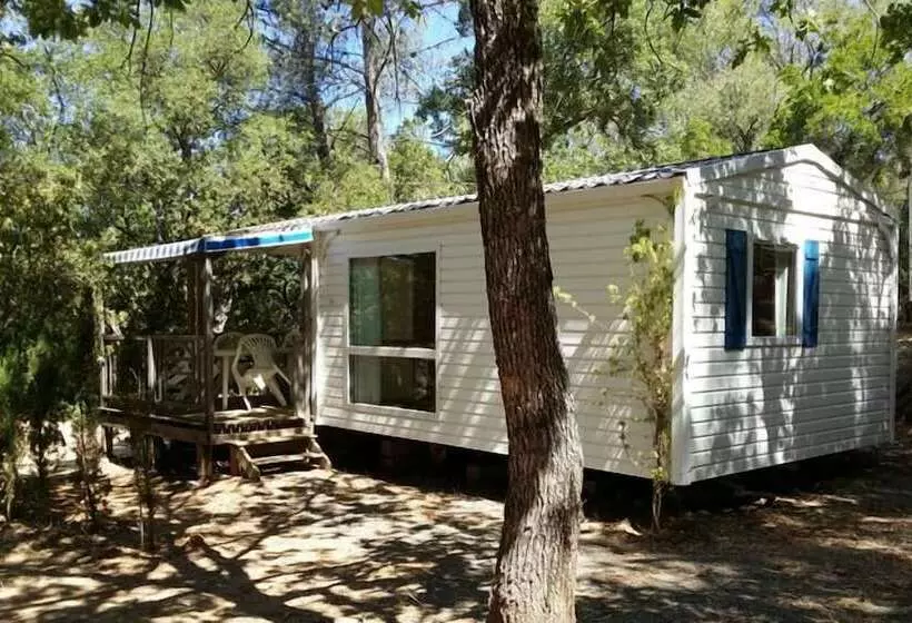 Hotelli Camping Les Bois De Mont Redon