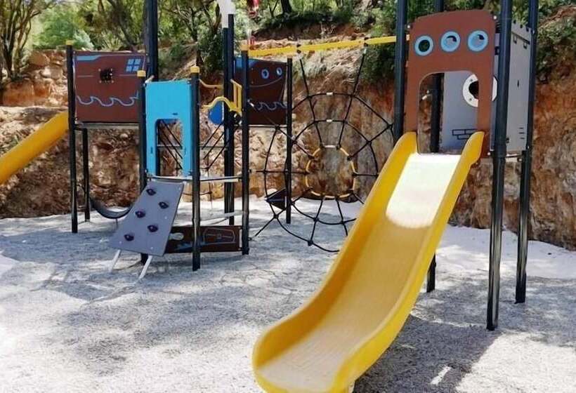 فندق Camping Les Bois De Mont Redon