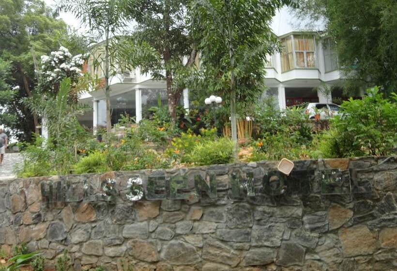 Hotel Hills Seen