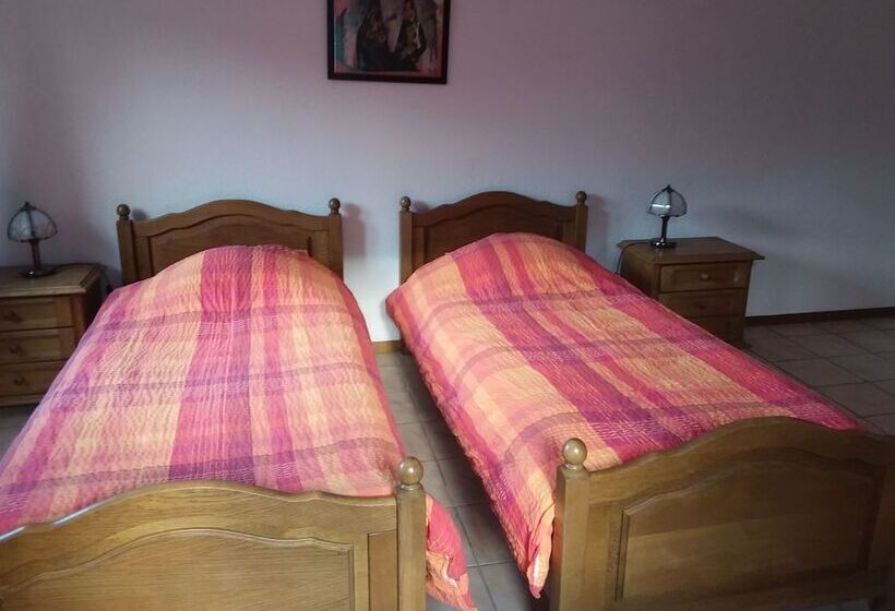 ホテル Hôtel Restaurant Du Vanil Noir