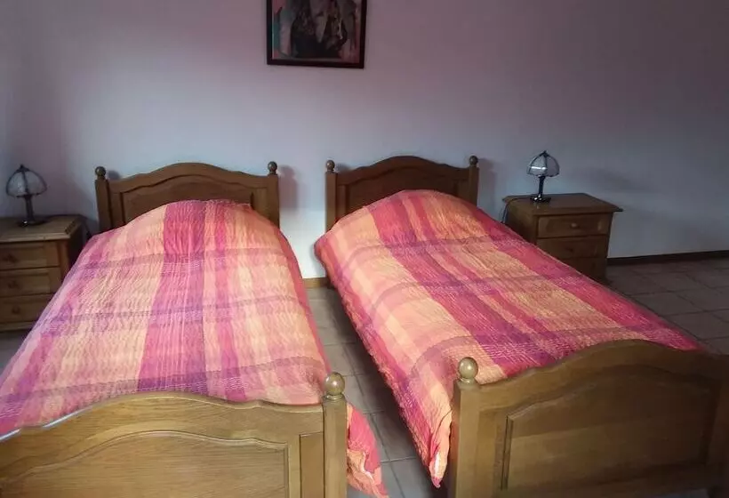 Hotelli Hôtel Restaurant Du Vanil Noir