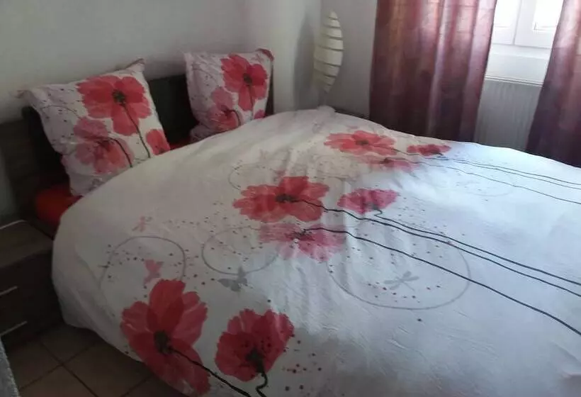 Hotelli Hôtel Restaurant Du Vanil Noir