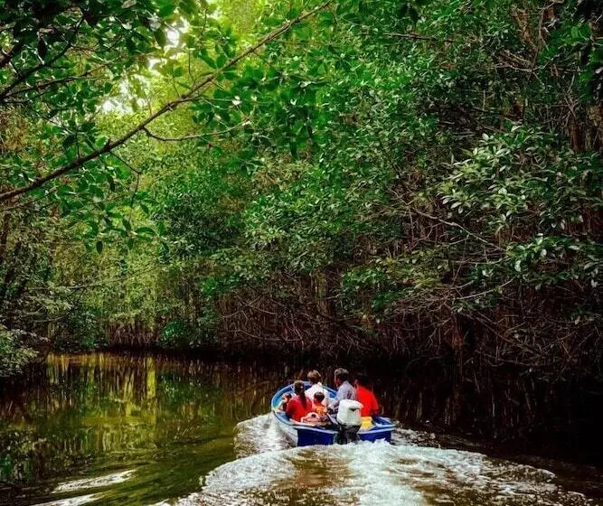 Hotelli Thansur Tatai Eco Resort