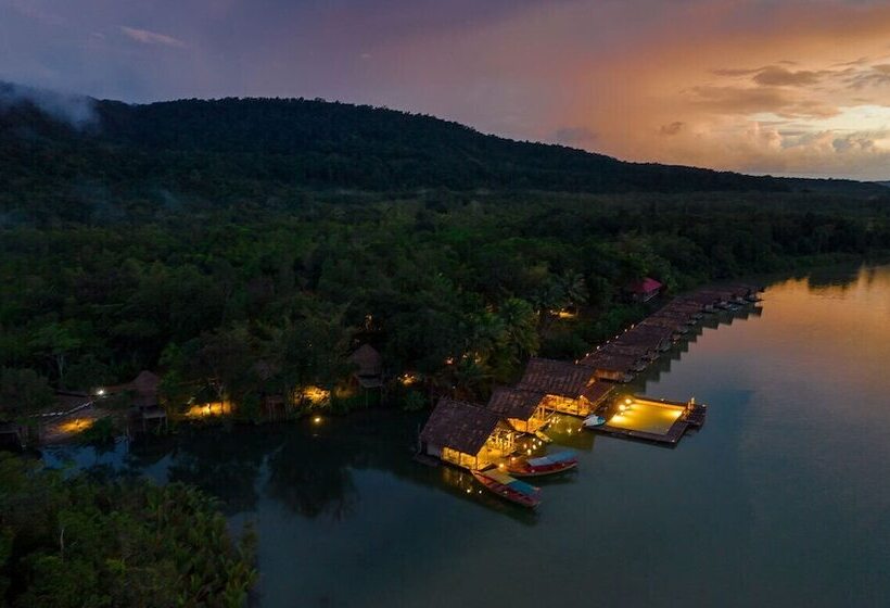 בית מלון כפרי Thansur Tatai Eco Resort