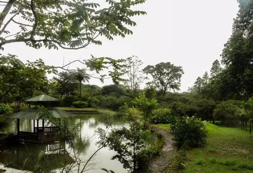 Hotelli Malekus Mountain Lodge