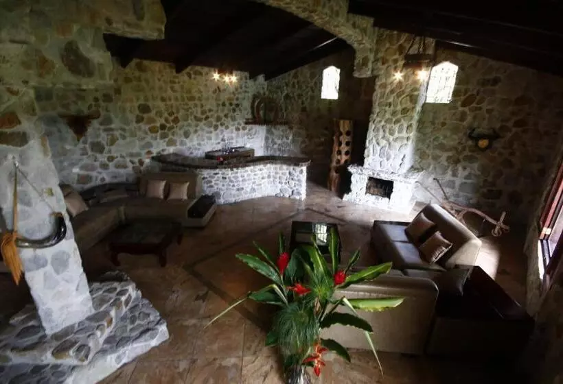 Hotelli Malekus Mountain Lodge