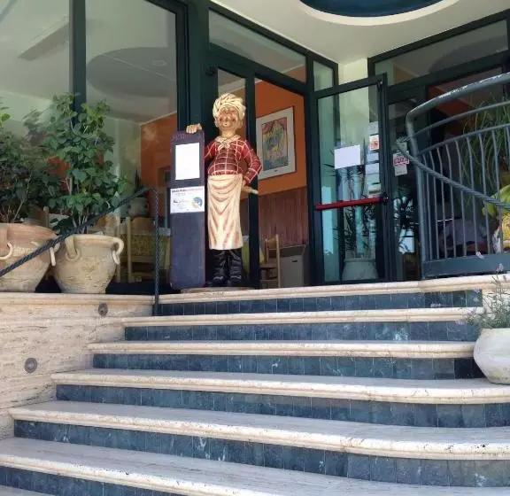 ホテル Pina Ristorante