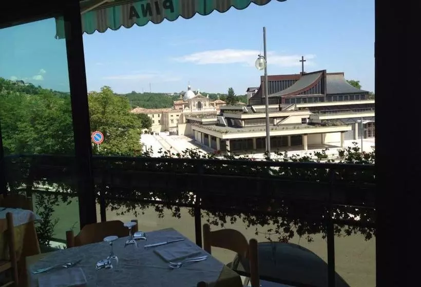 ホテル Pina Ristorante