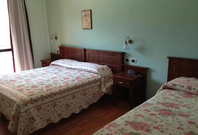 ホテル Pina Ristorante