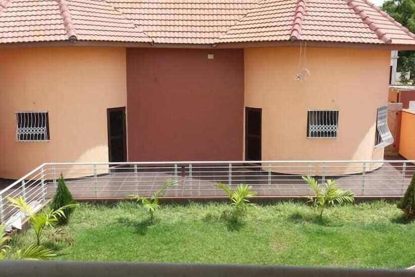 호텔 Ponderosa Travel Lodge