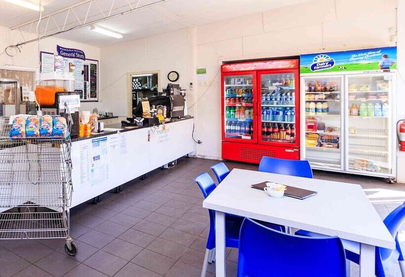 Отель Reflections Wyangala Waters Holiday Park