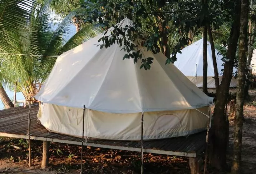 Hotelli Tatai Paradise Eco Resort