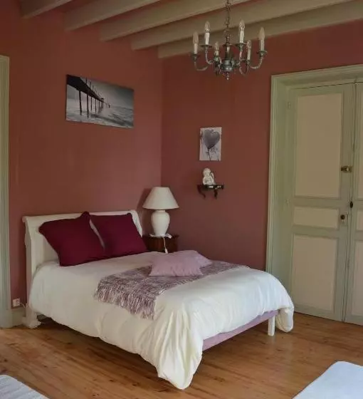 Majatalo Logis Des Bessons