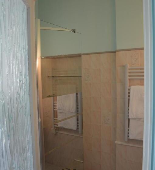 Пансион Logis Des Bessons