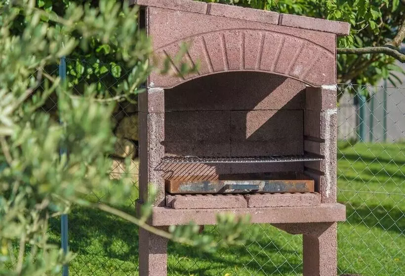 レジデンス La Gazza Ladra Apartments