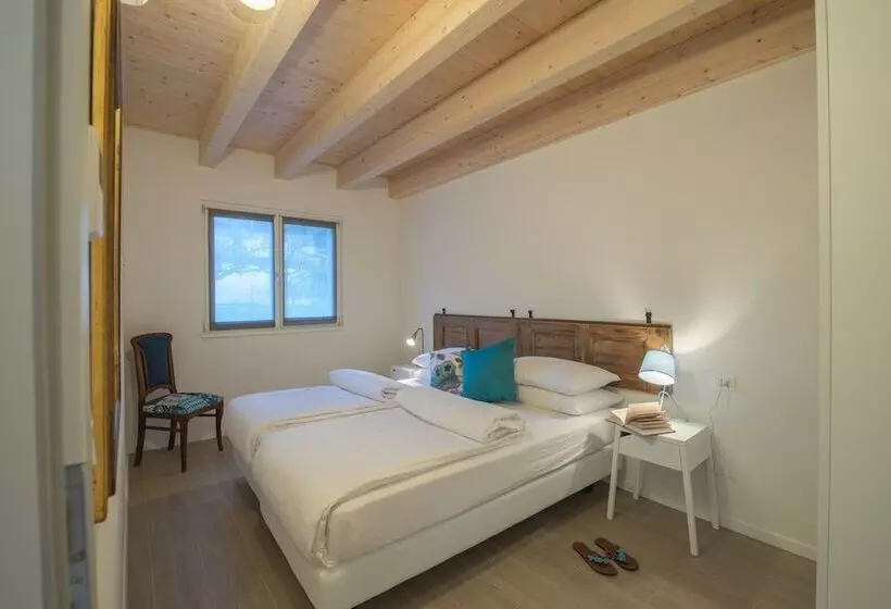 レジデンス La Gazza Ladra Apartments