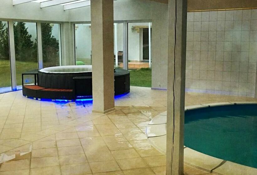 渡假胜地  Ferienpark Canow