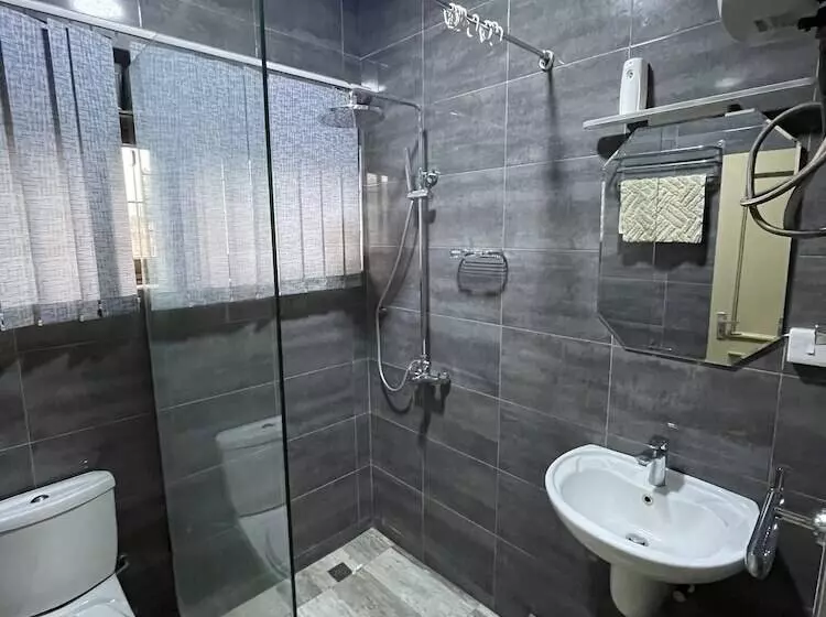 Traveller's Palm Court