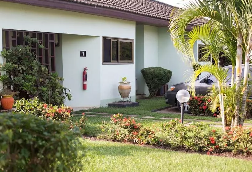 Traveller's Palm Court