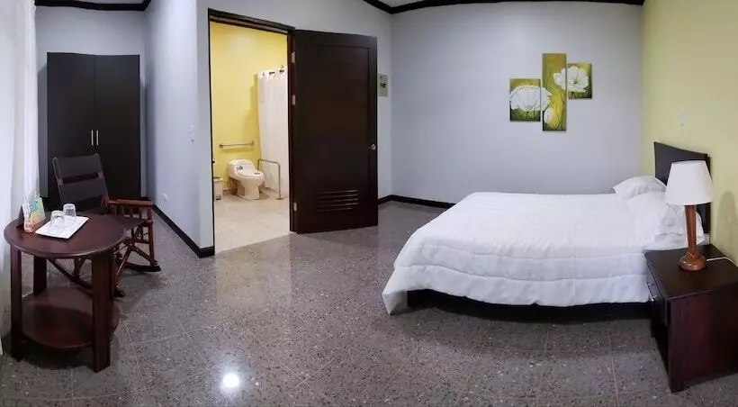 Vivens Bed & Breakfast Sarchi