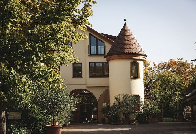 Weingut & Landhotel Lucashof