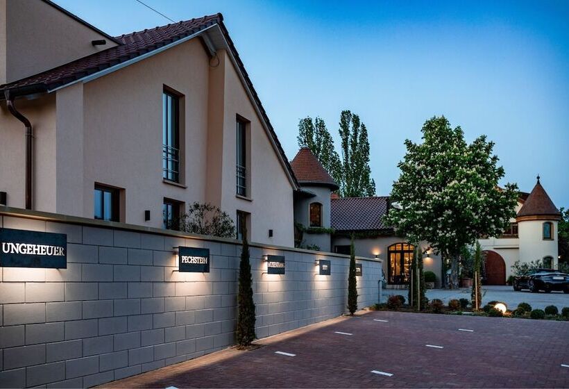 Weingut & Landhotel Lucashof