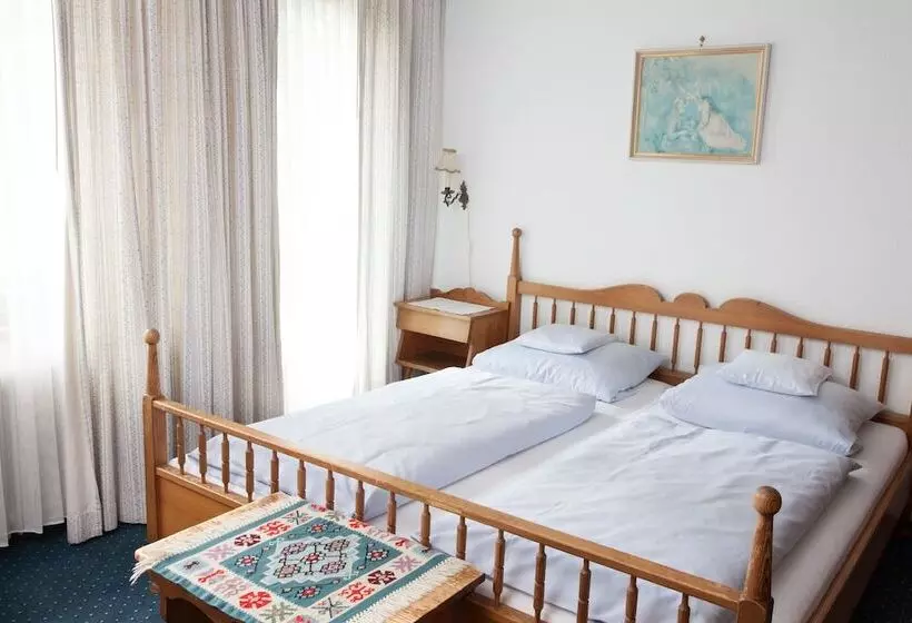 Hostelli Gasthaus Adler