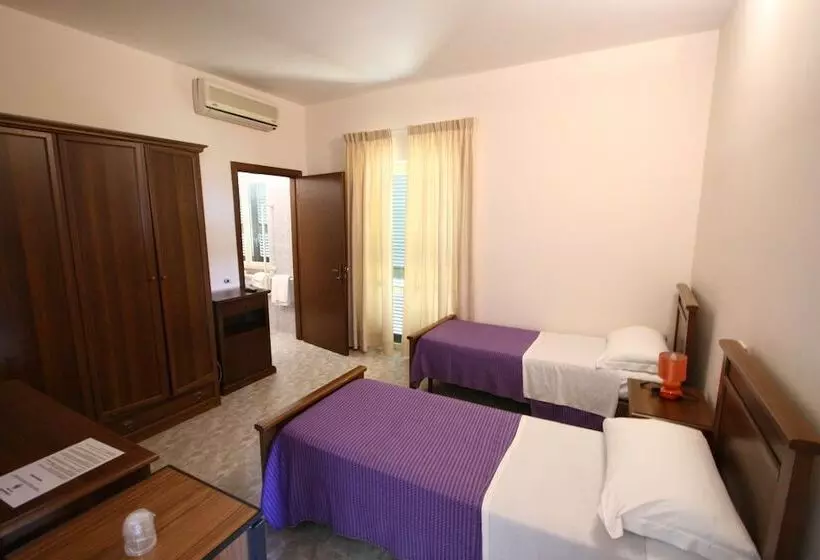 Hostelli Villa Del Colle