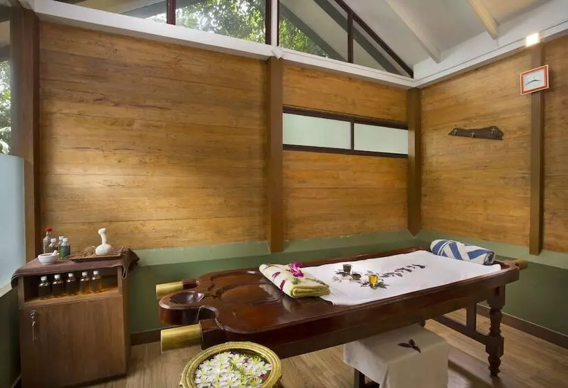 ホテル Adithya Nature Resort & Spa