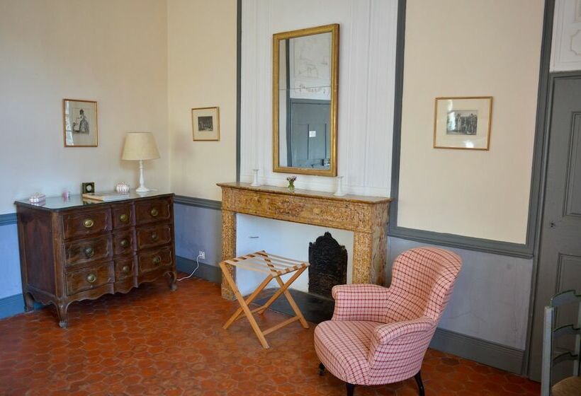 Отель Château D'esparron