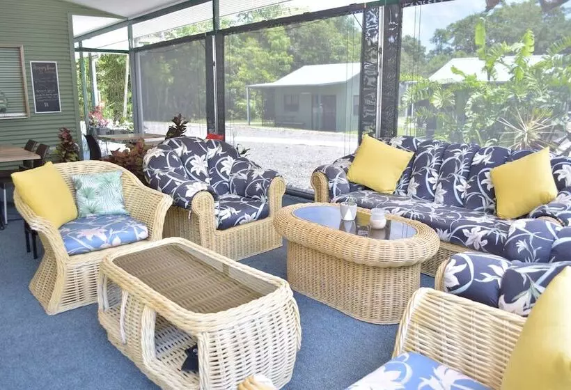 ホテル Daintree Peaks Eco Stays